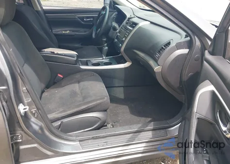 2015 Nissan Altima 2.5 S из США, поврежденный, VIN 1N4AL3AP6FC411750